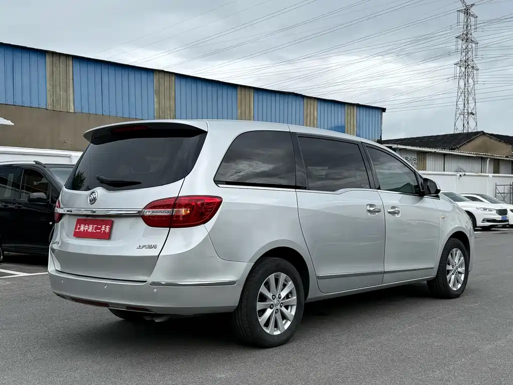 Buick GL8 — миниатюра 18