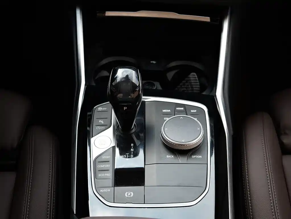 BMW 3 Series — миниатюра 9