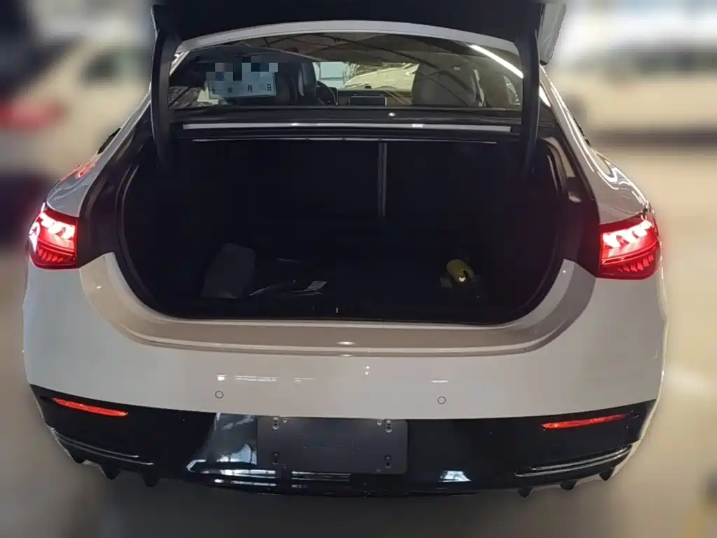 Mercedes-Benz EQE — миниатюра 24