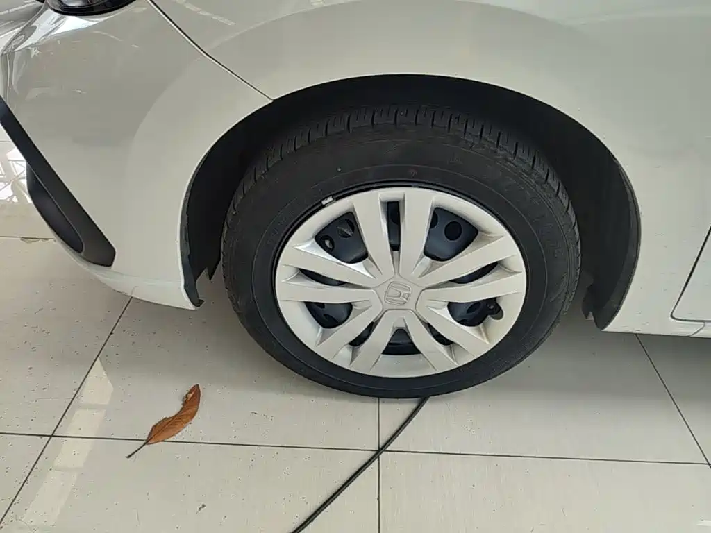 Honda Fit — миниатюра 23