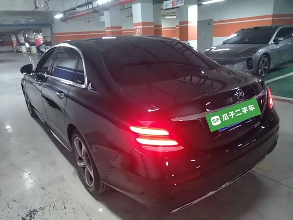 Mercedes-Benz E-Class — миниатюра 5
