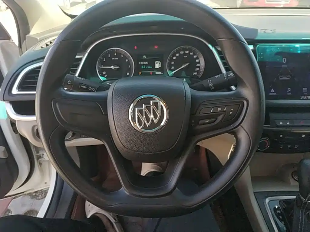 Buick Excelle — миниатюра 11