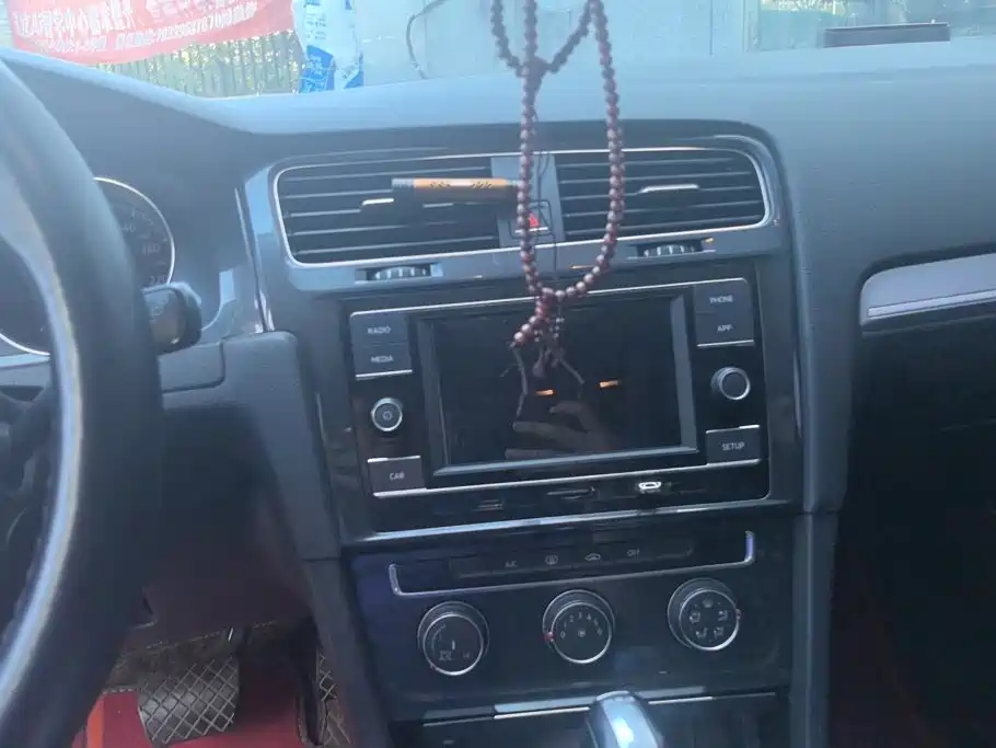 Volkswagen Golf — миниатюра 13