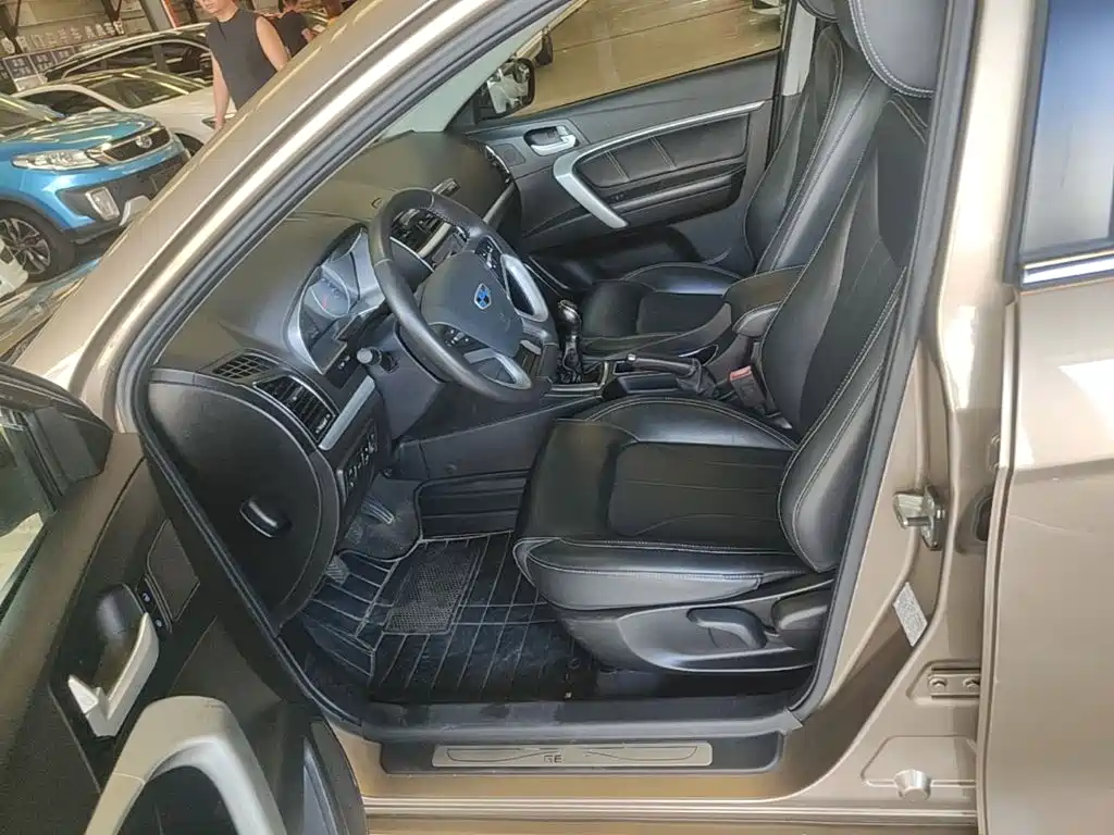 Geely Emgrand — миниатюра 15