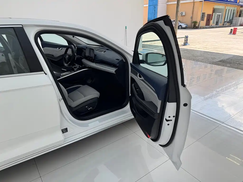 Geely Xingrui — миниатюра 9