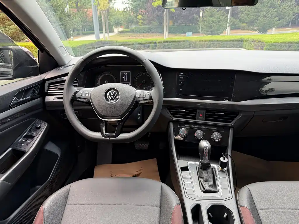 Volkswagen Bora — миниатюра 13