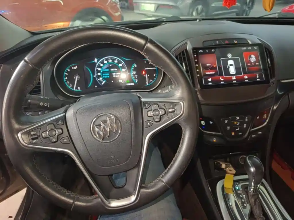 Buick Regal — миниатюра 10