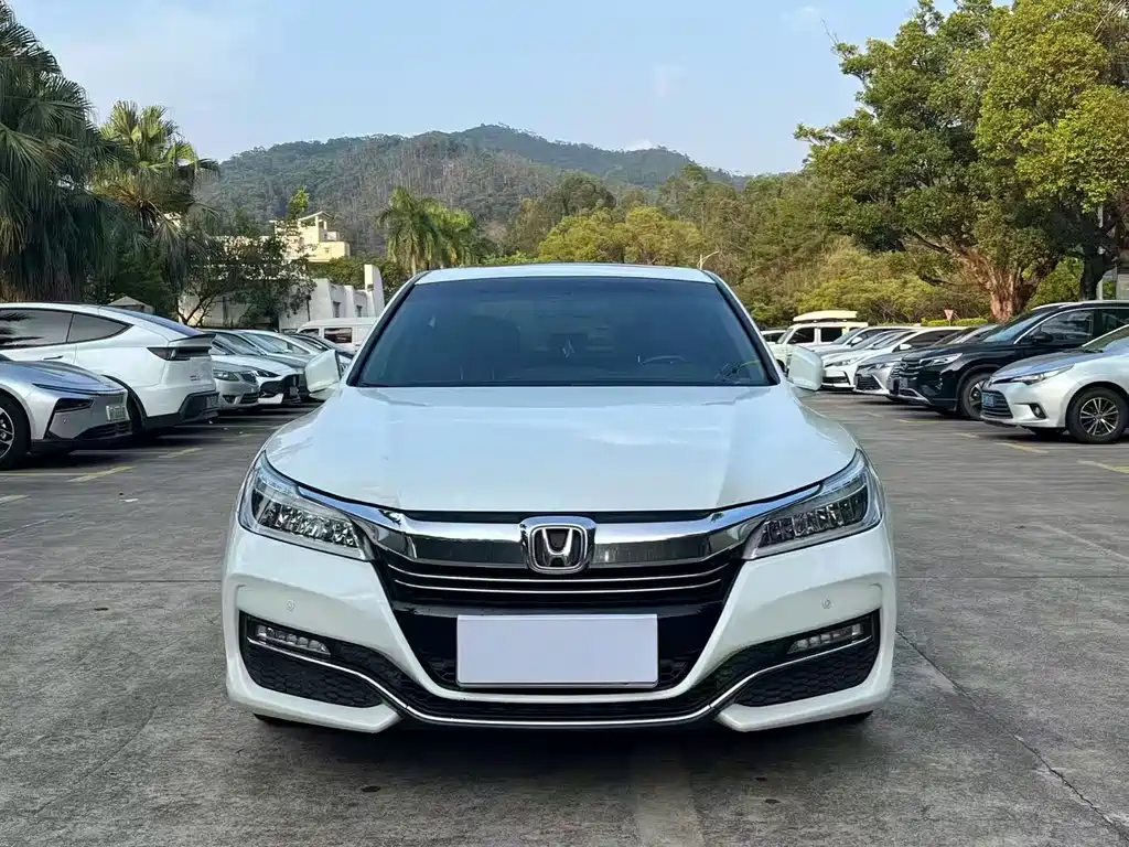 Honda Accord — миниатюра 2