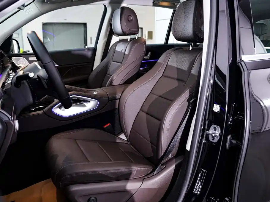 Mercedes-Benz GLE (Import) — миниатюра 18