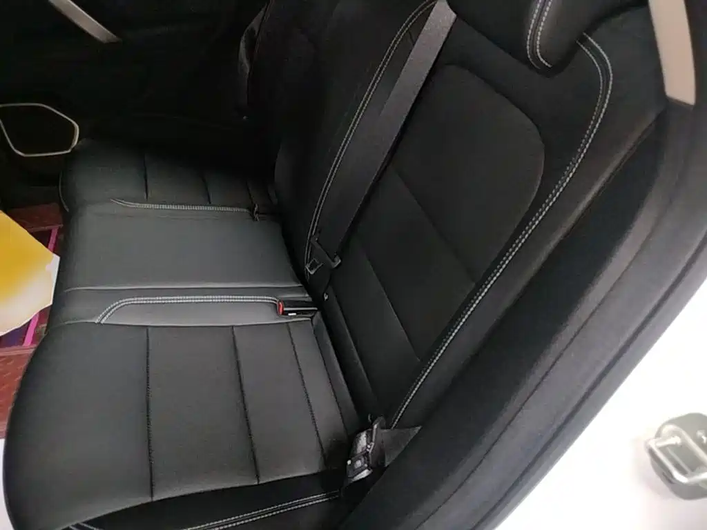Geely Binyue — миниатюра 22