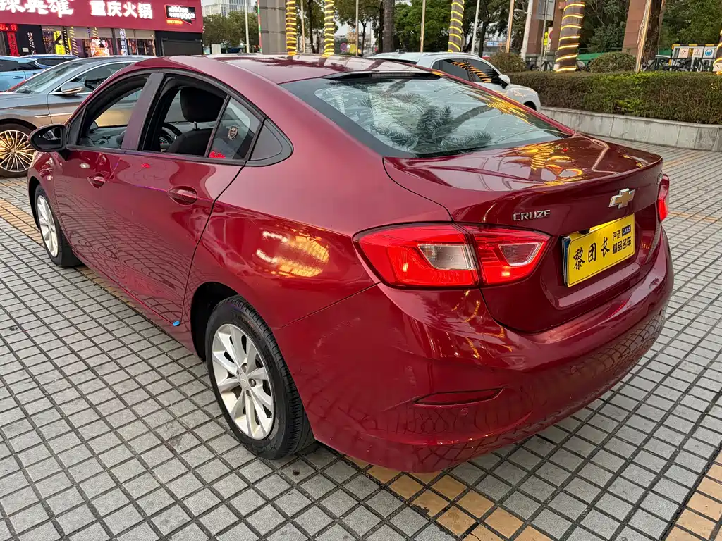 Chevrolet Cruze 1.5L Auto Pioneer Sunroof Edition, фото 22