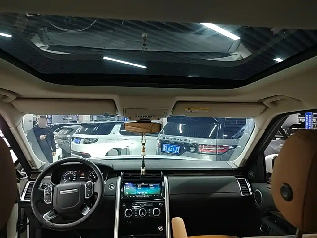 Land Rover Discovery — миниатюра 18
