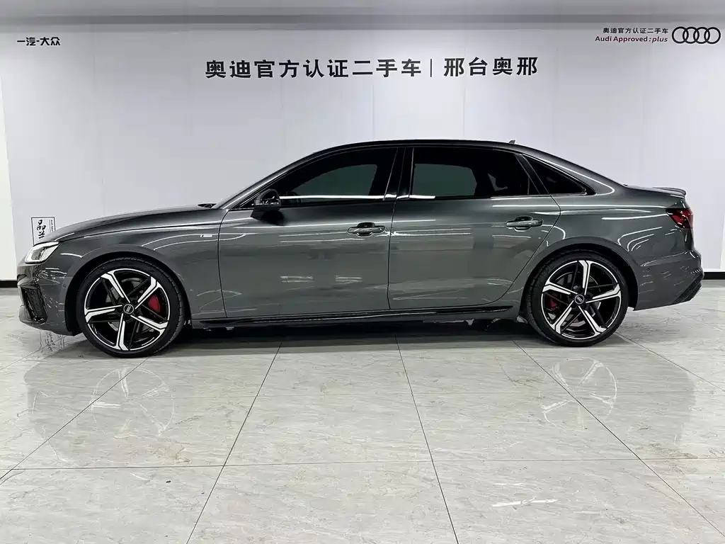 Audi A4L 2022 45 TFSI quattro