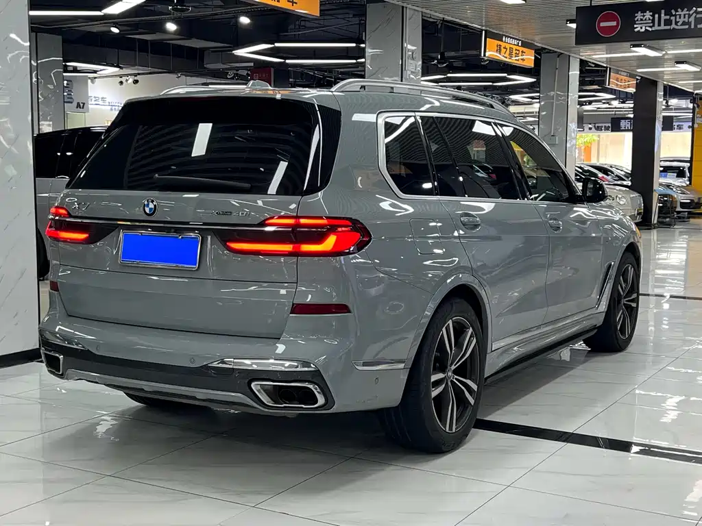 BMW X7 — миниатюра 8