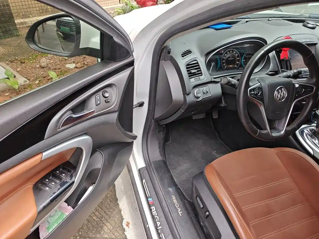 Buick Regal — миниатюра 14