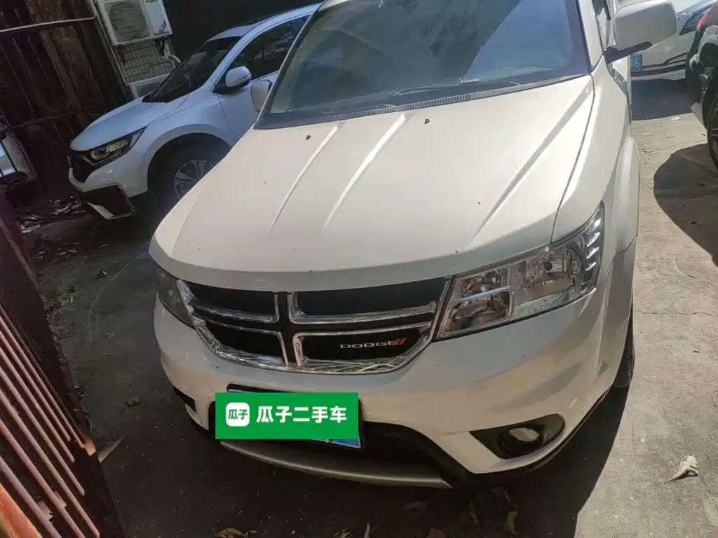 Dodge Journey — миниатюра 3