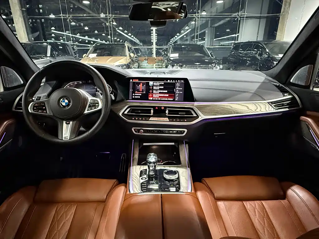 BMW X7 — миниатюра 13