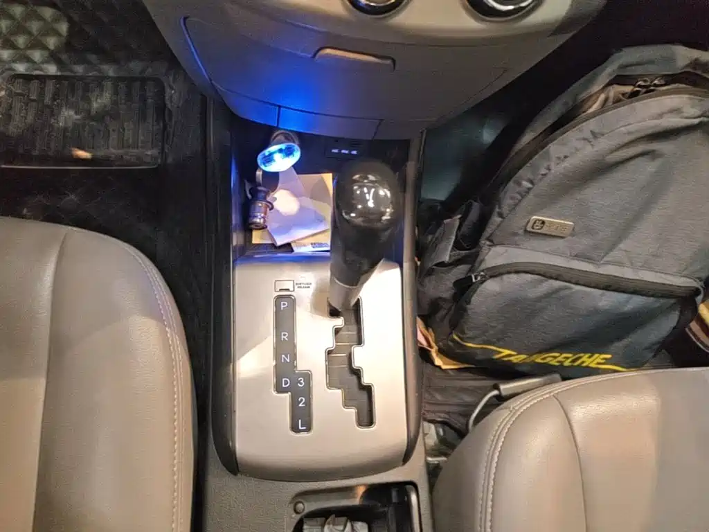 Hyundai Elantra — миниатюра 14