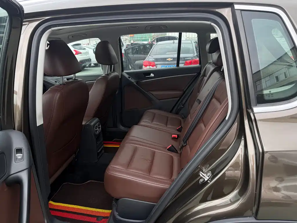 Volkswagen Tiguan — миниатюра 10