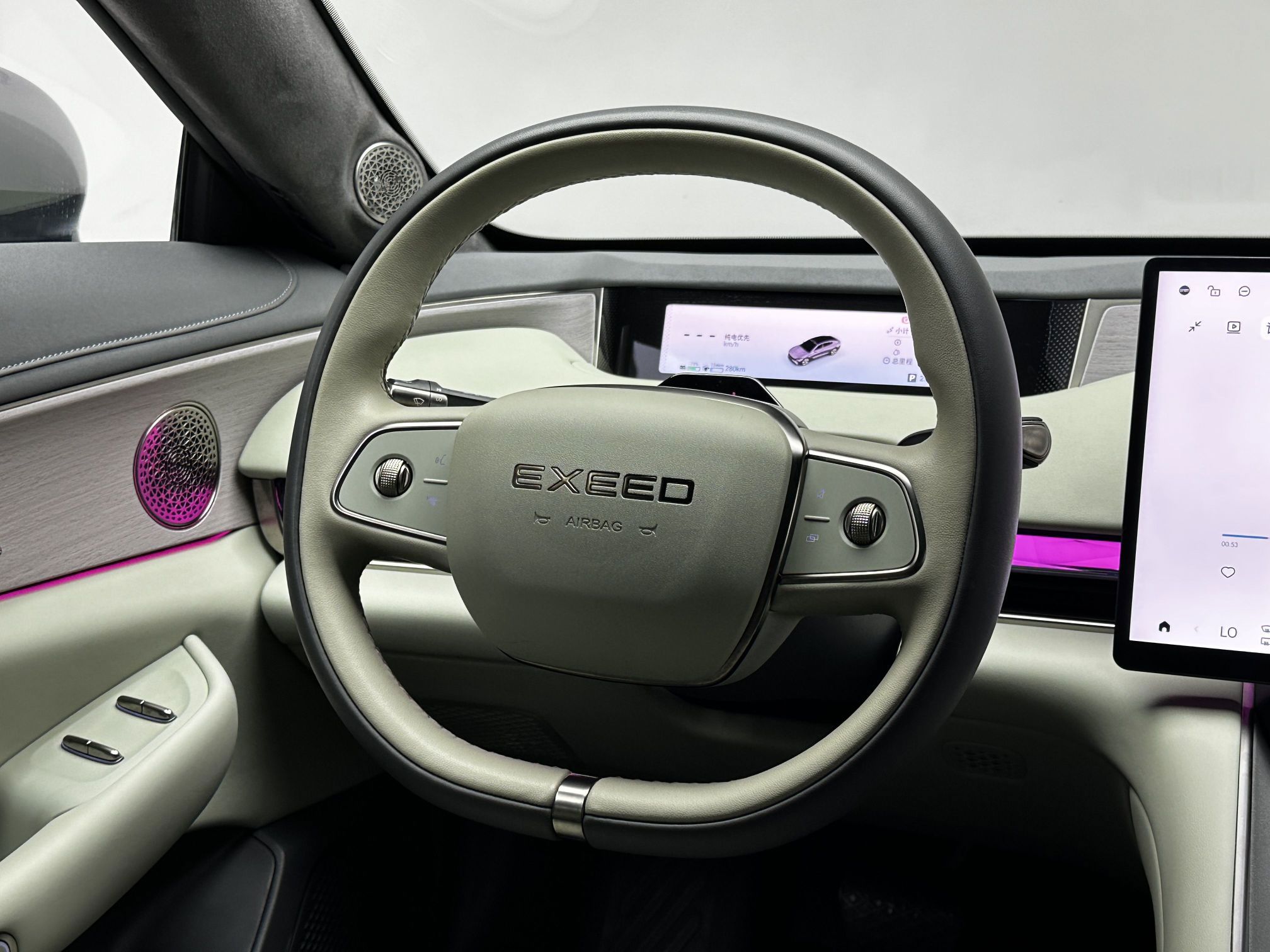 Exeed Exeed ES — миниатюра 13