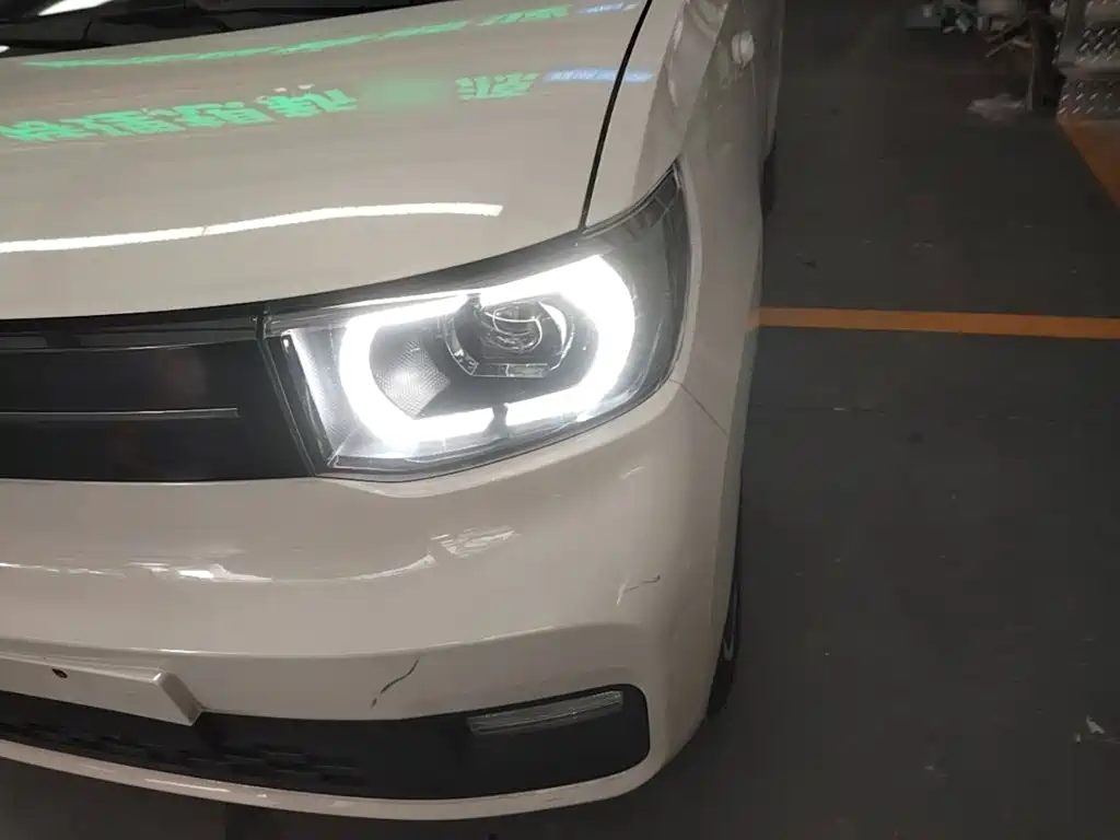 Wuling MINIEV — миниатюра 24