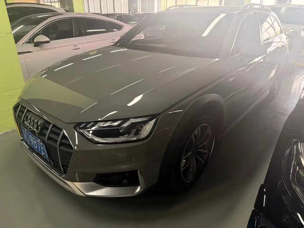 Audi A4 (Import)