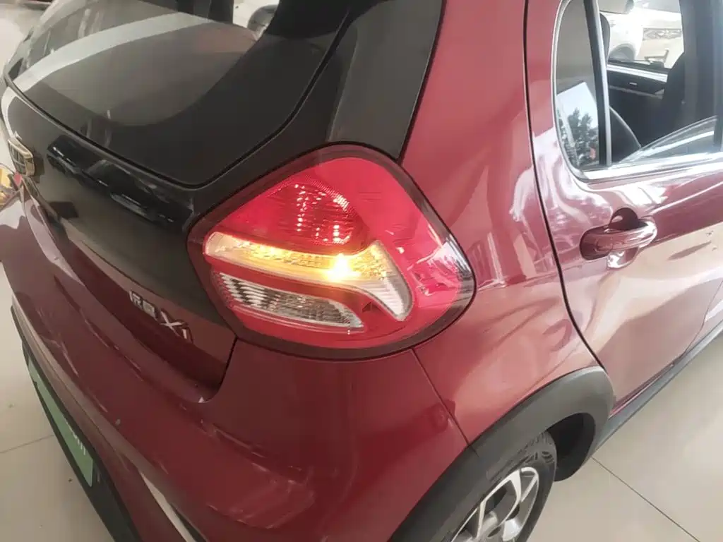 Geely Vision X1 — миниатюра 24