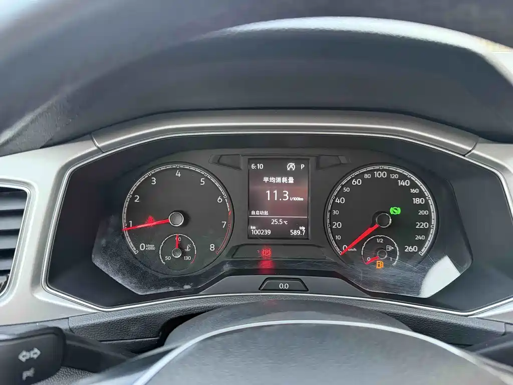 Volkswagen T-Roc — миниатюра 7