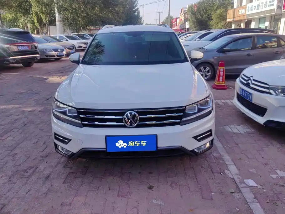 Volkswagen Tiguan L — миниатюра 2