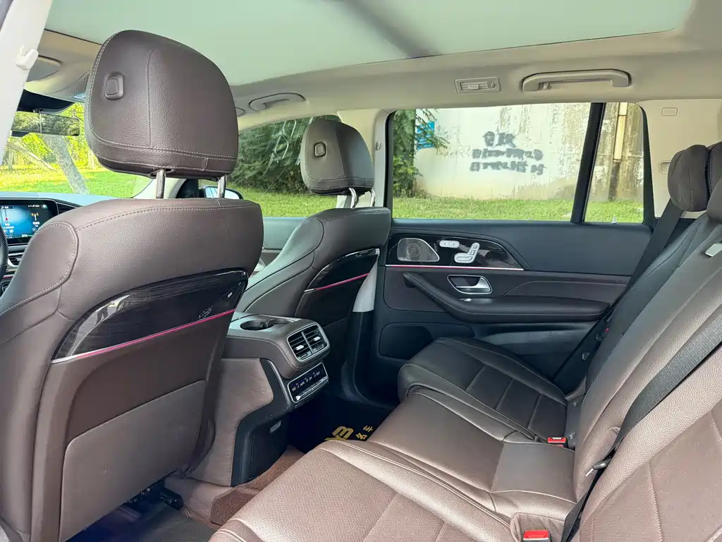 Mercedes-Benz GLS — миниатюра 7