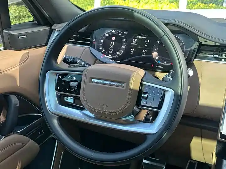 Land Rover Range Rover — миниатюра 15