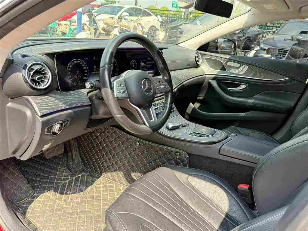 Mercedes-Benz CLS — миниатюра 5