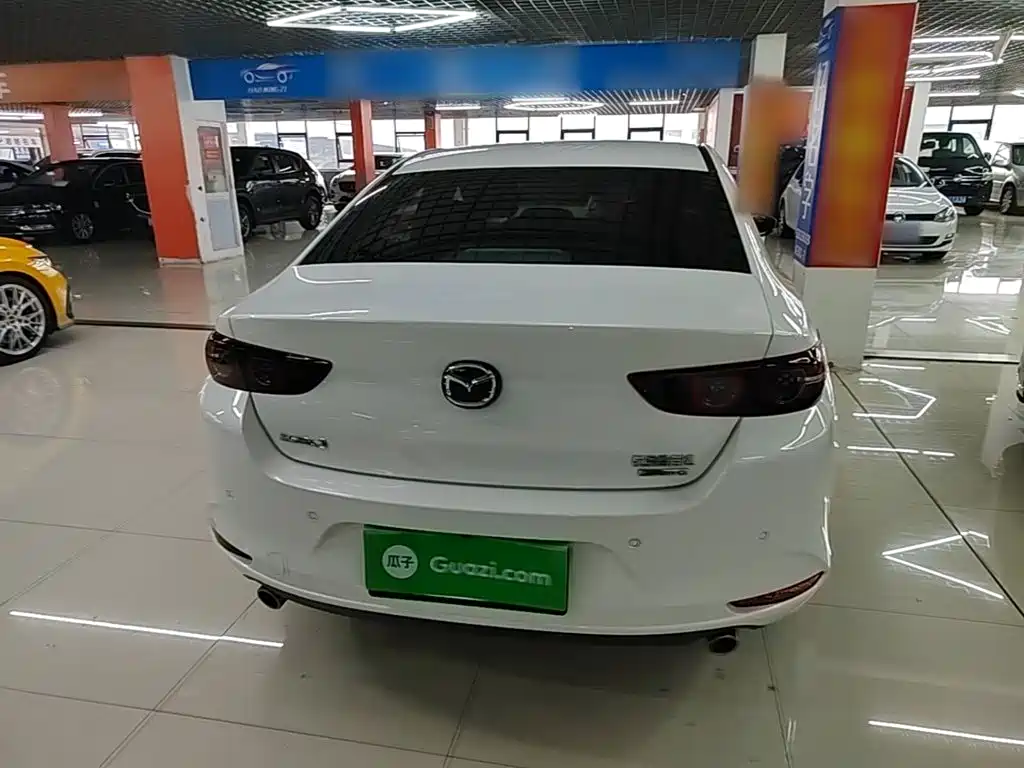 Mazda 3 Axela — миниатюра 6