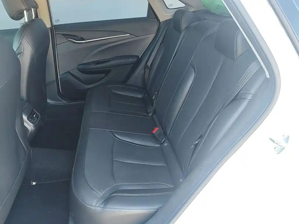 Buick Excelle — миниатюра 17