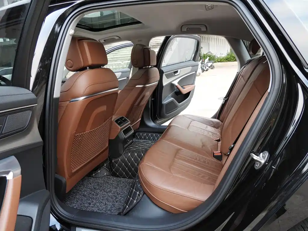 Audi A6L — миниатюра 11