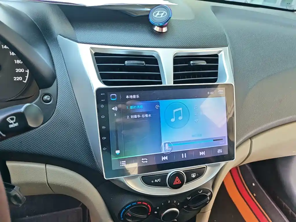 Hyundai Verna — миниатюра 13
