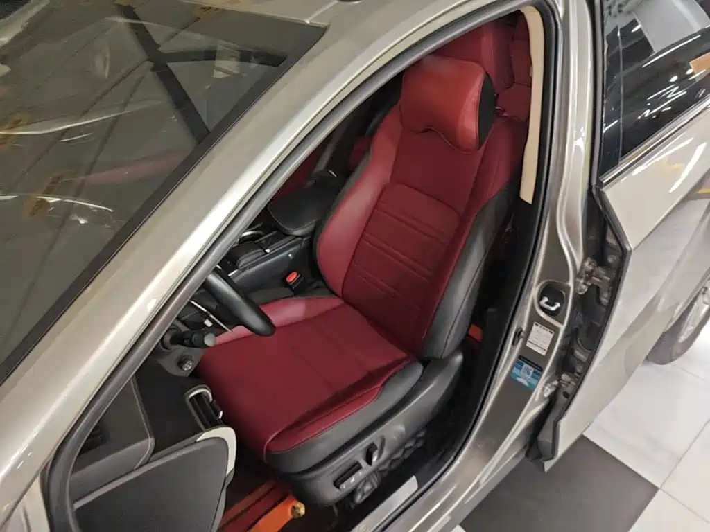 Lexus NX — миниатюра 15