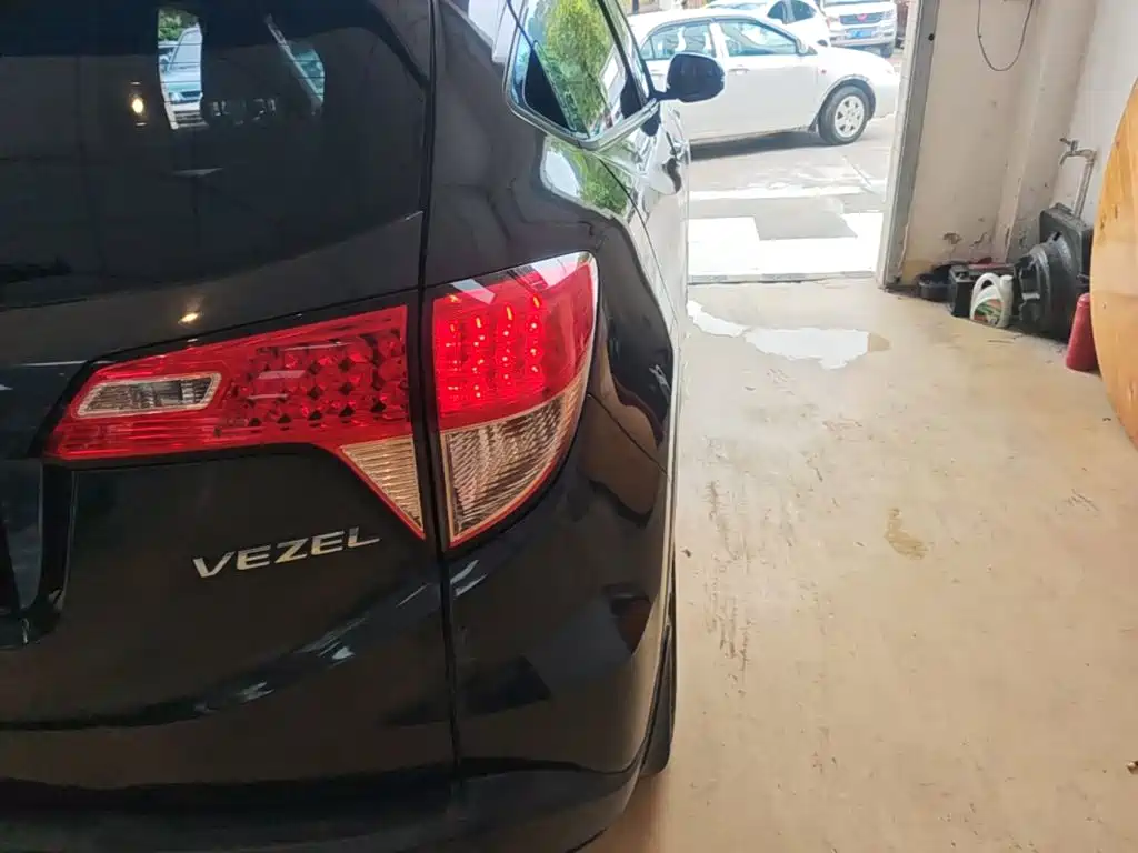 Honda Vezel — миниатюра 8