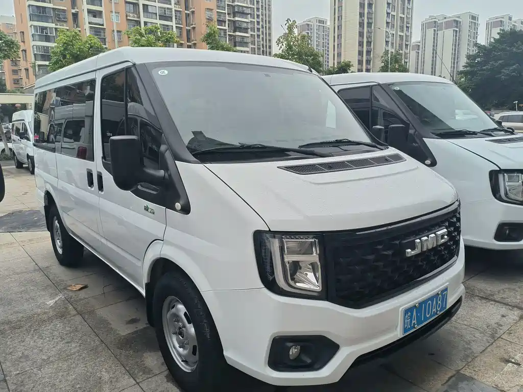 JMC JMC Fushun — миниатюра 3