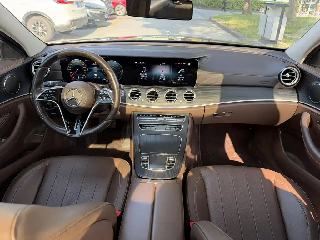 Mercedes-Benz E-Class New Energy — миниатюра 17