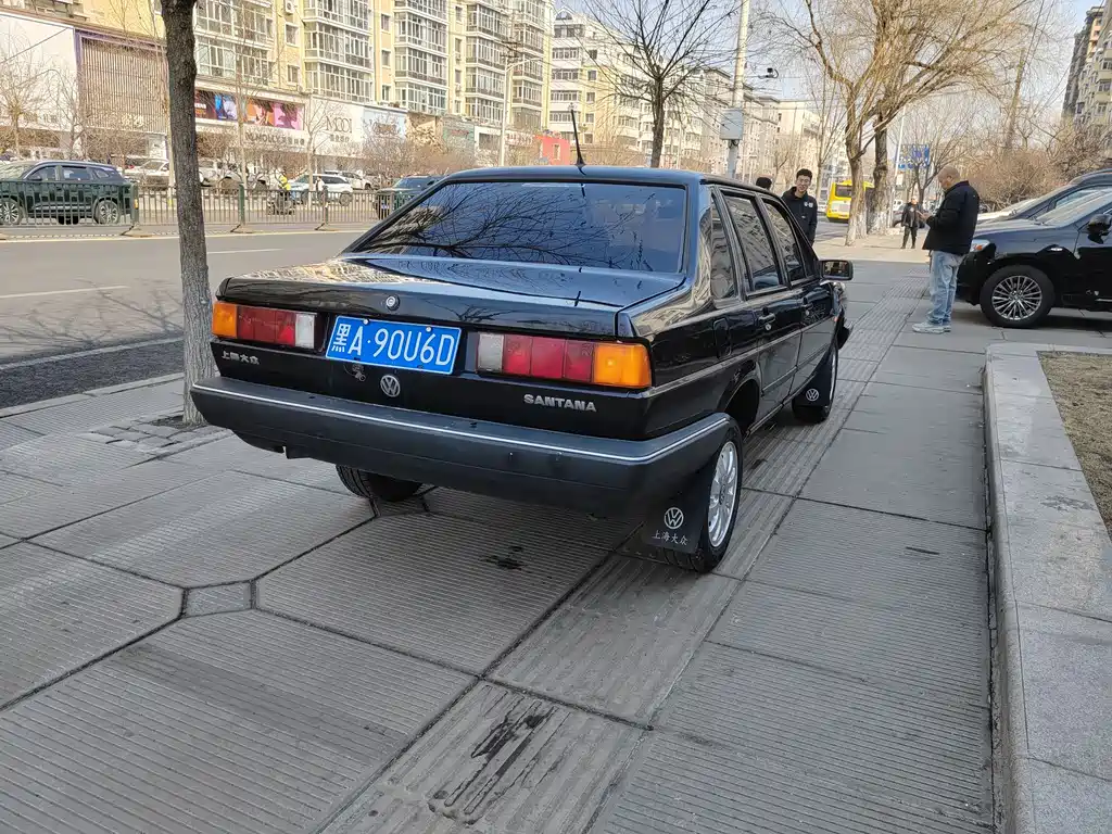 Volkswagen Santana 09 1.8 MT