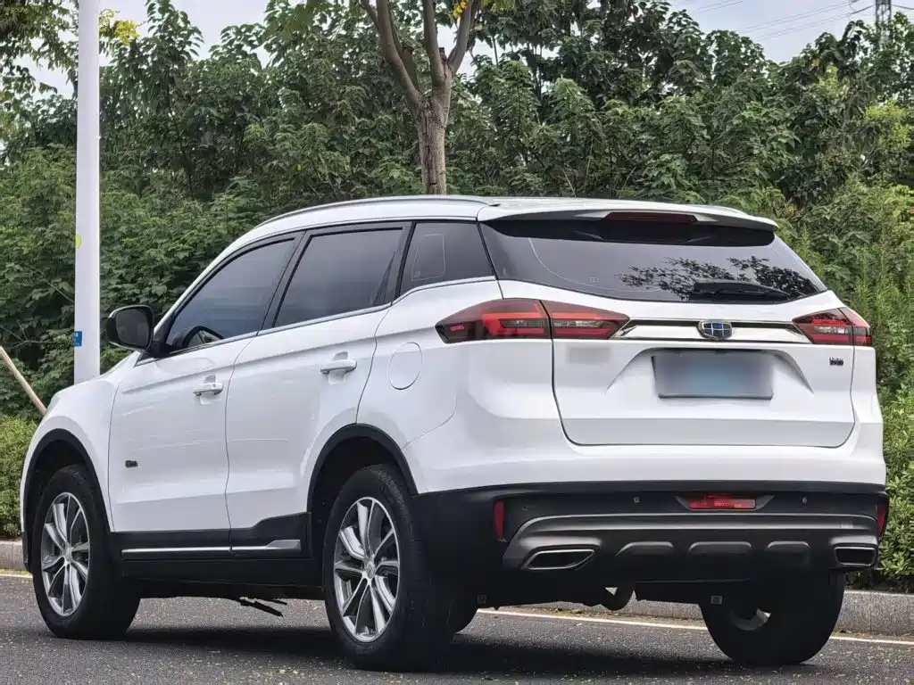 Geely Boyue — миниатюра 7