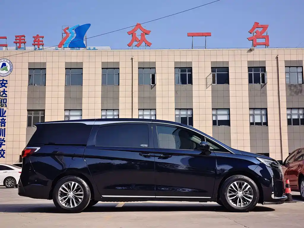 Buick GL8 2023 ES Premium