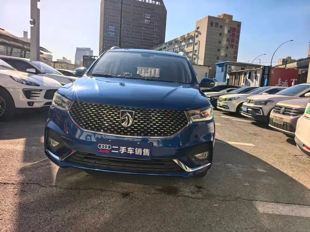 BAOJUN 360