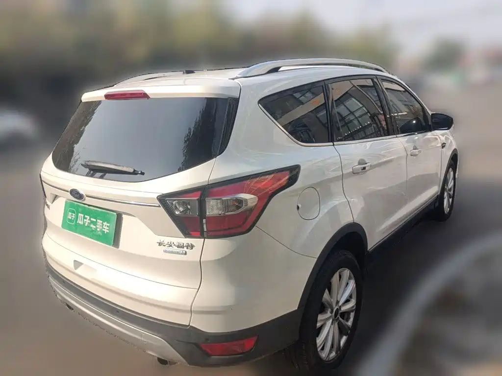 Ford Kuga — миниатюра 6