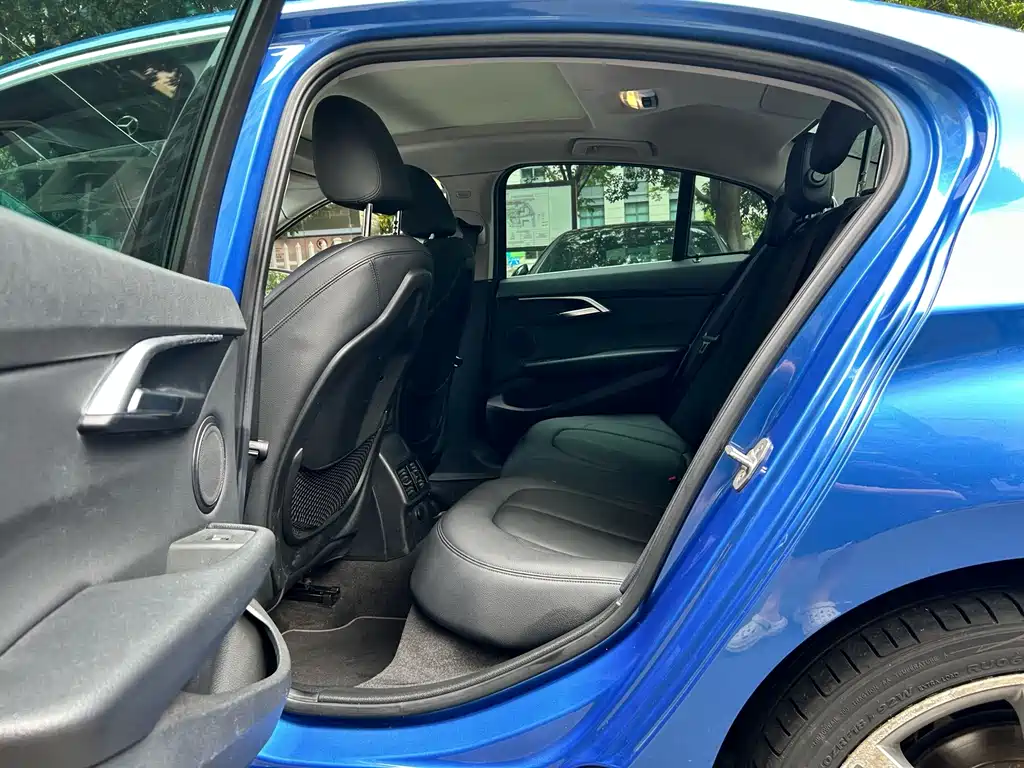 BMW 1 Series — миниатюра 15