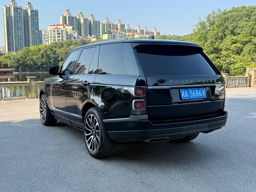 Land Rover Range Rover — миниатюра 7