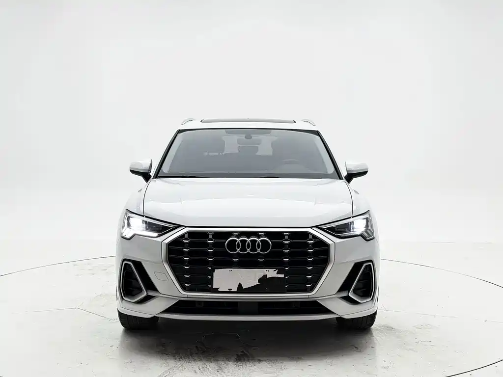 Audi Q3 — миниатюра 2