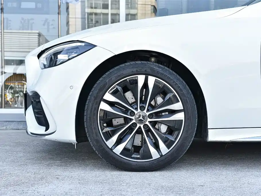 Mercedes-Benz C-Class New Energy — миниатюра 21