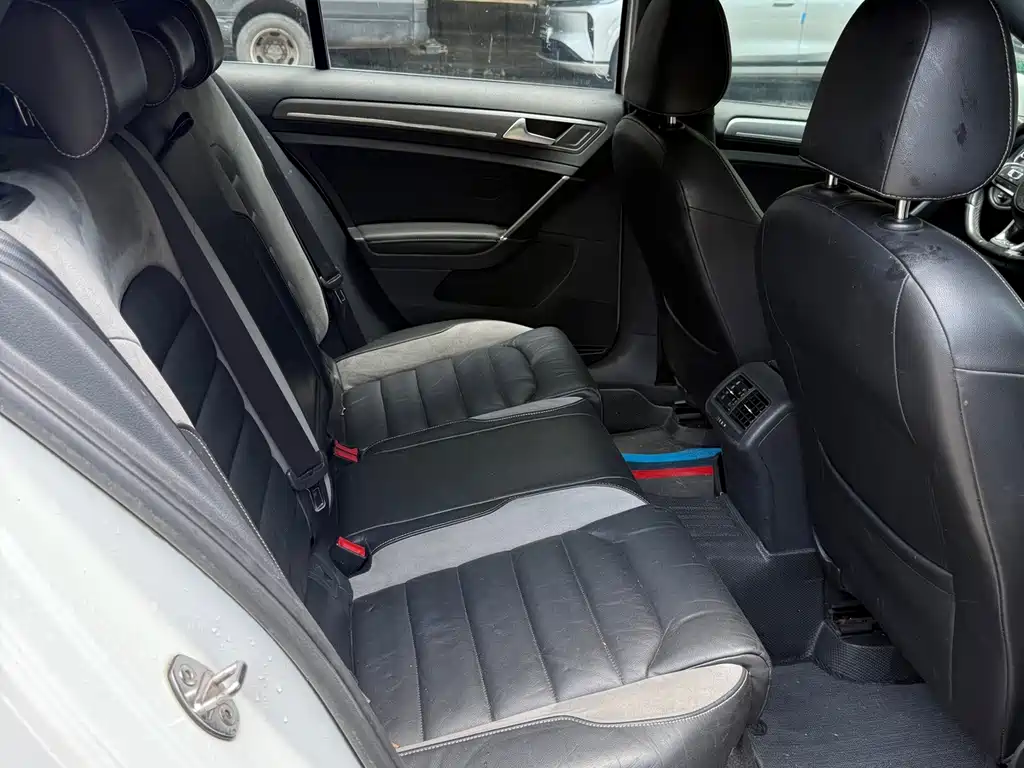 Volkswagen Golf — миниатюра 7
